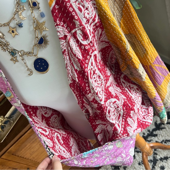 Kantha Bae Birds & Floral Kantha Deep V Drapey Faux Wrap Shirt OS - Picture 10 of 11